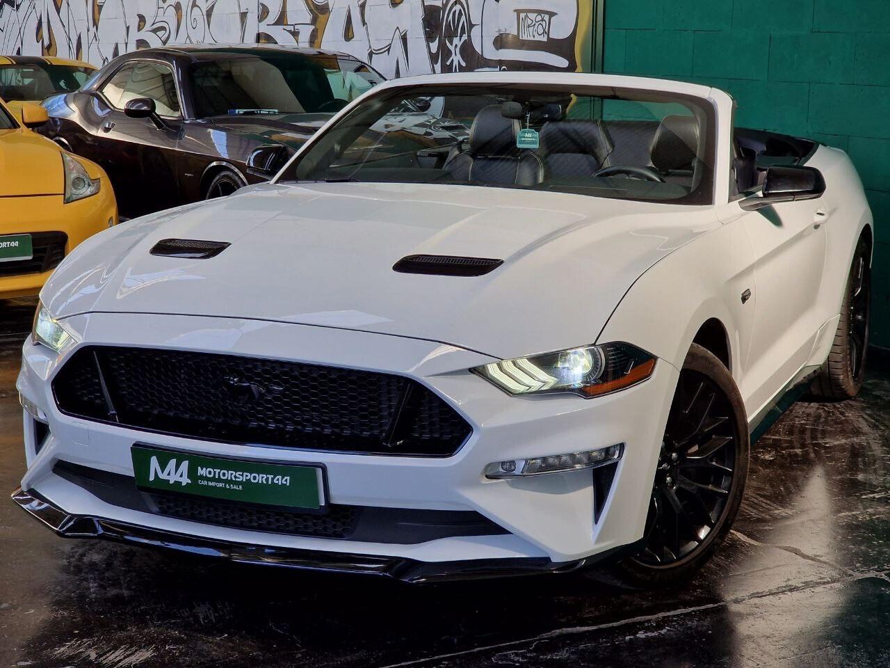 Ford Mustang 5.0 GT Cabrio Iva esposta