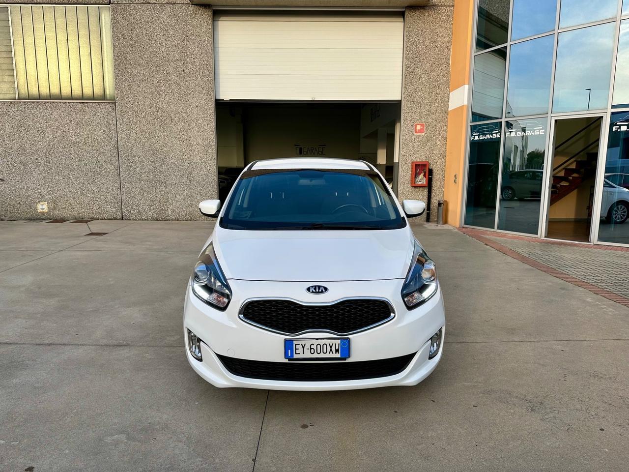 Kia Carens 1.6 GDI Class