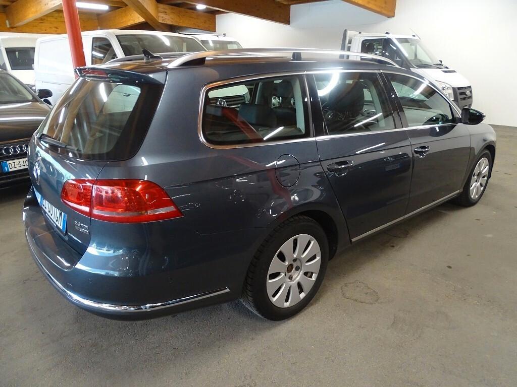 VW Passat Var. 2.0 TDI 4x4 Highline 140 CV