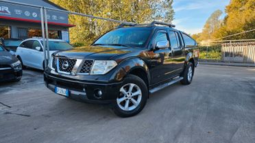 Nissan Navara 2.5 dCi 4 porte Double Cab LE