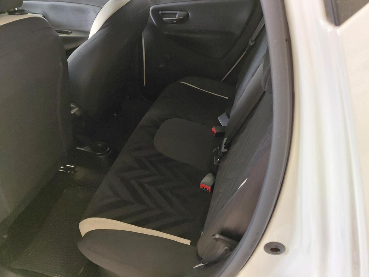 LANCIA YPSILON ANNO 2016 BZ GPL ADATTA NEOPATENTATI KM 149 MILA