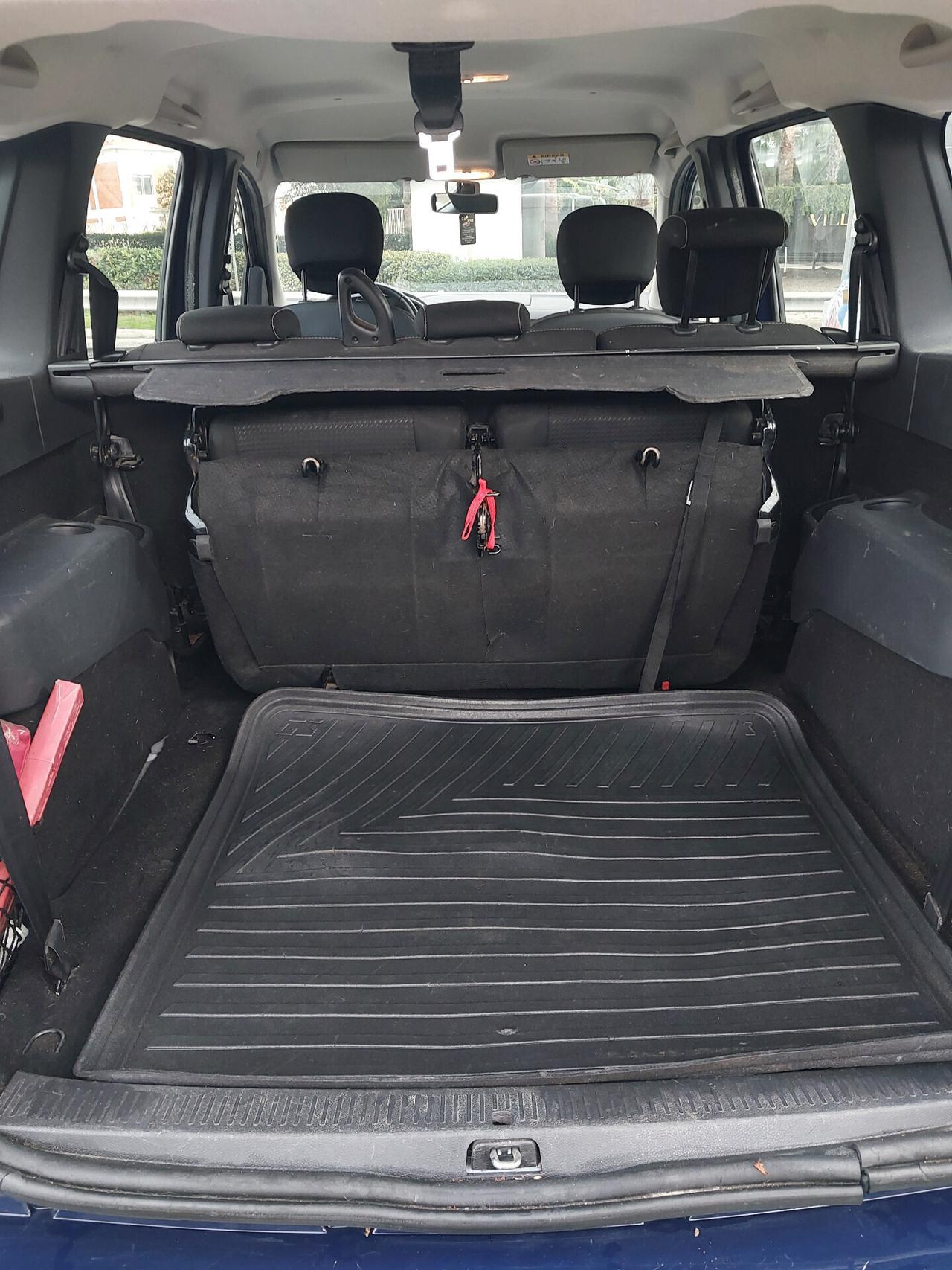 DACIA LODGY 1.6 100CV GPL 7 POSTI 7/2017