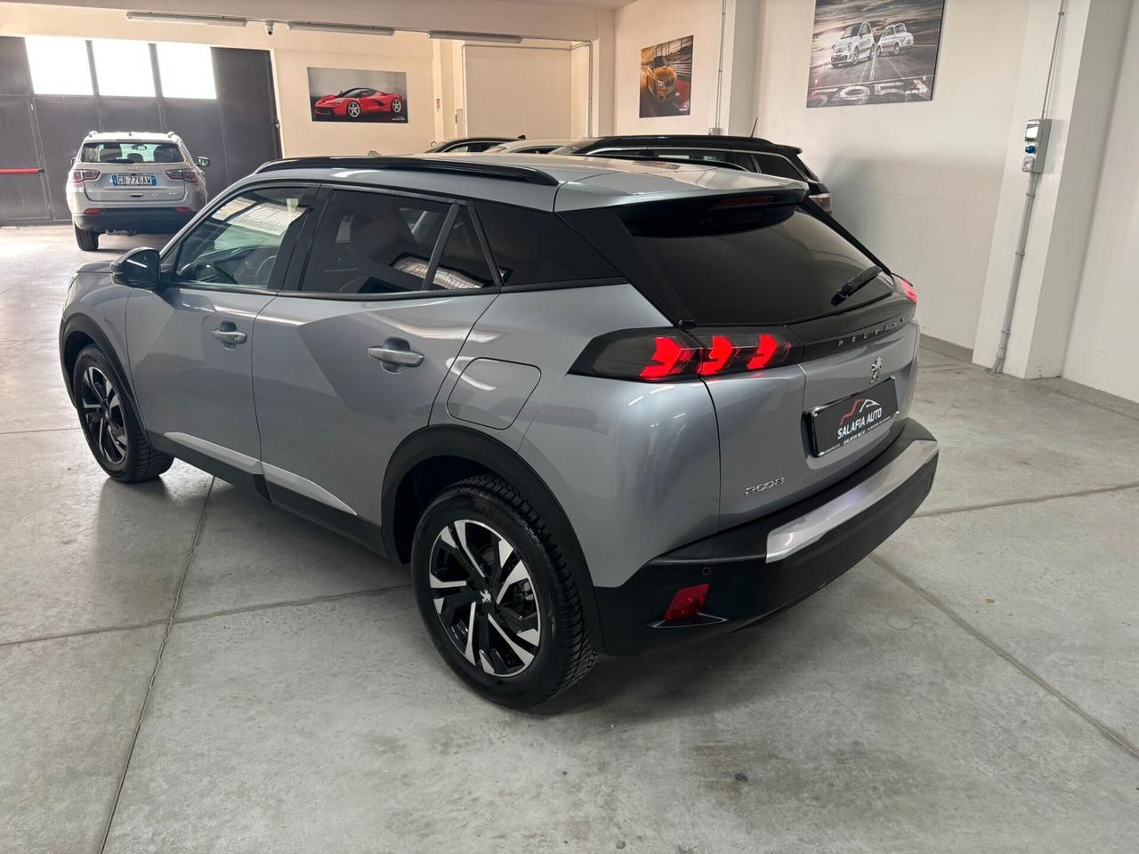 Peugeot 2008 BlueHDi 100 S&S Allure Navi Pack