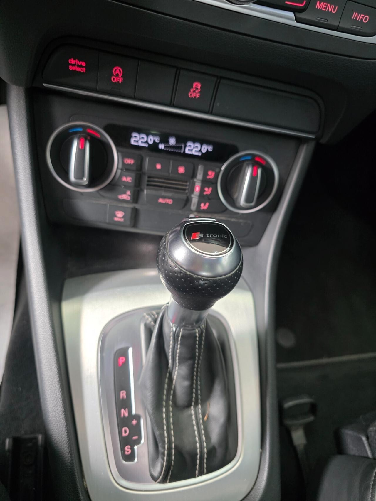 Audi Q3 2.0 150cv quattro Sline TETTO IVA ESPOSTA