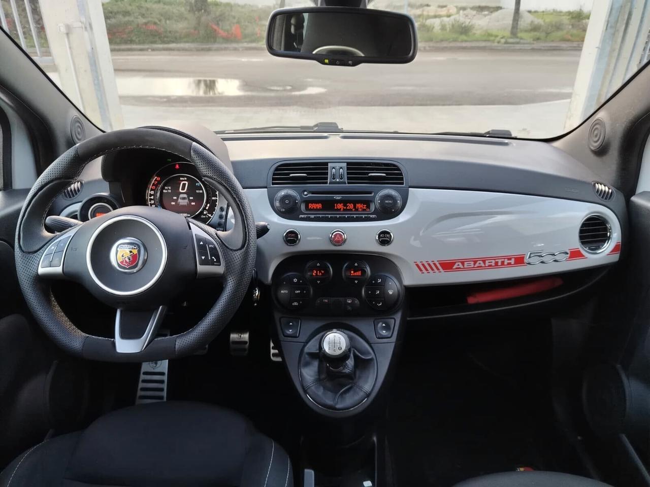 Abarth 595 1.4 Turbo T-Jet 140 CV