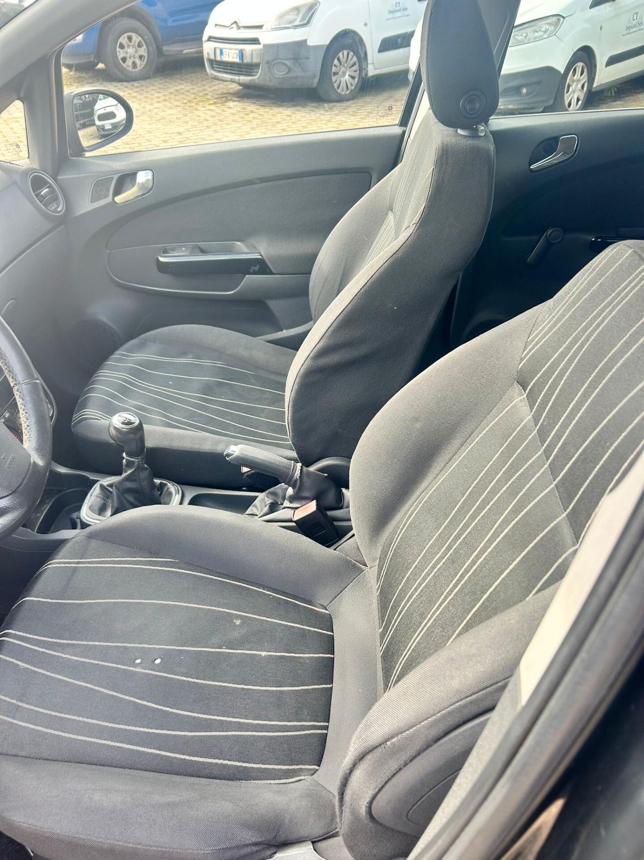 Opel Corsa 1.2 5 porte Edition