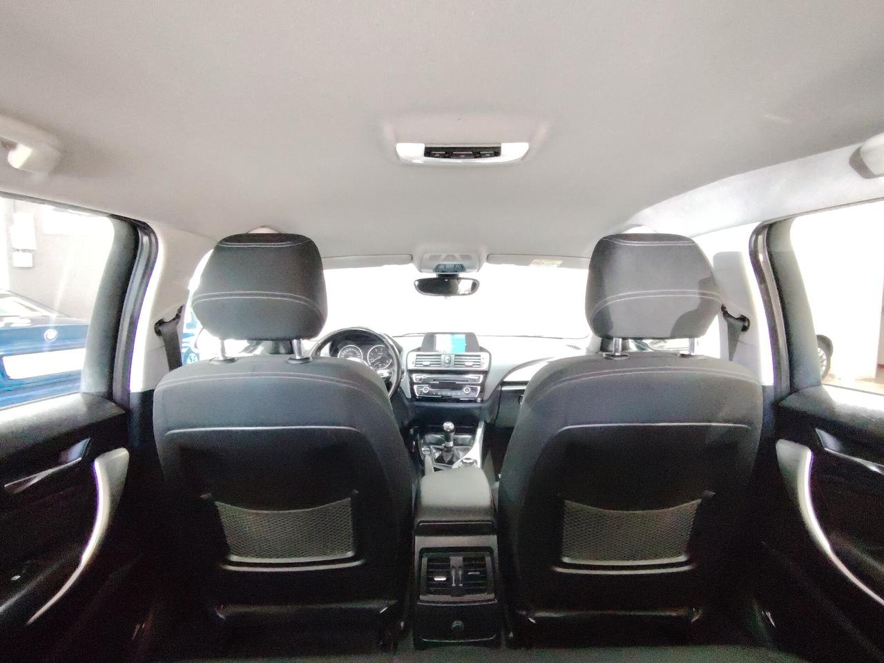 Bmw 116 116d 5p. Urban