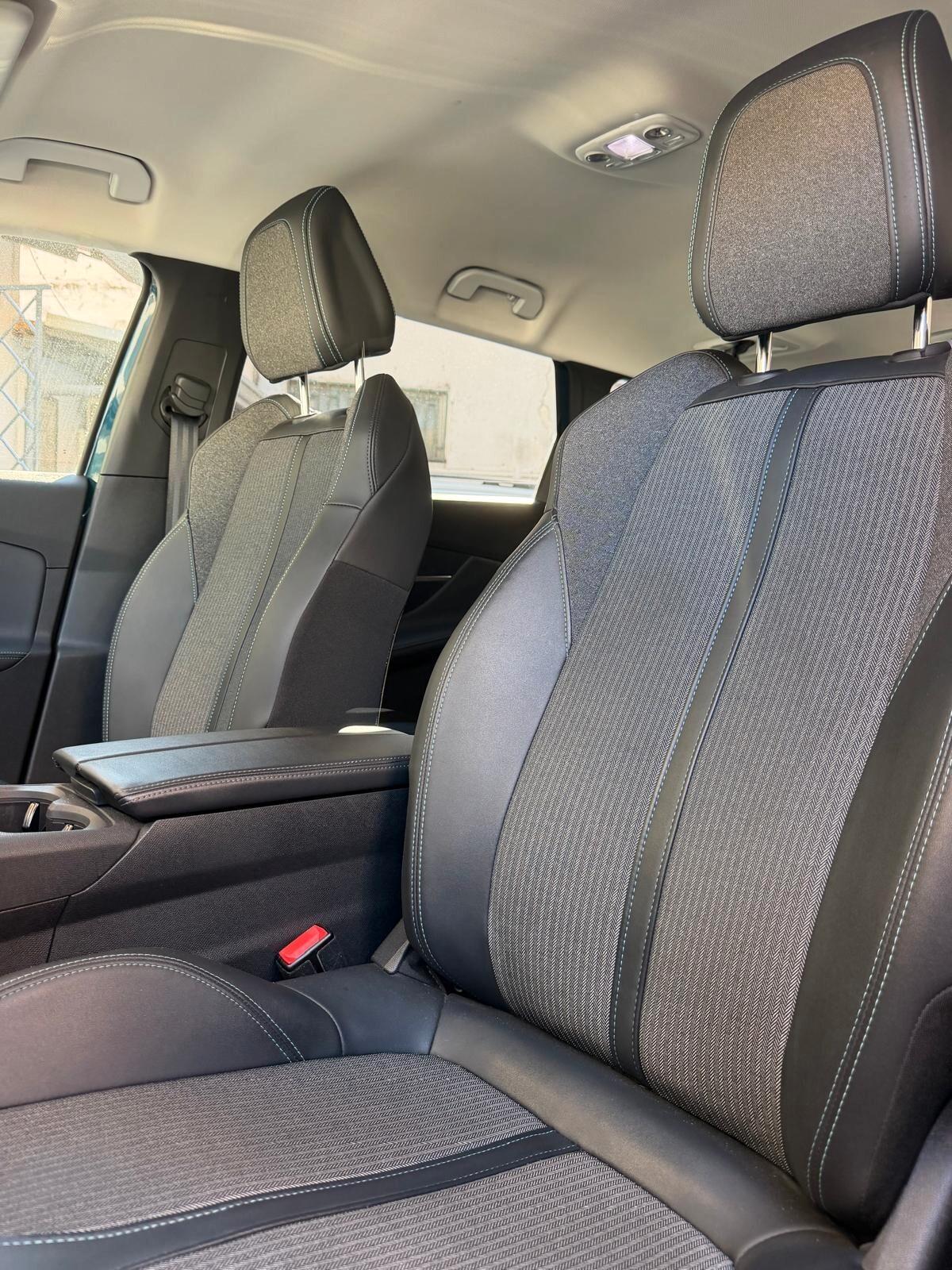 Peugeot 5008 1.5 BlueHDi 130 S&S EAT8 Allure Pack