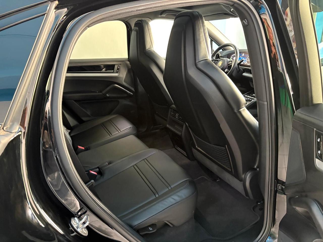 Porsche Cayenne Coupé 3.0 V6 E-Hybrid