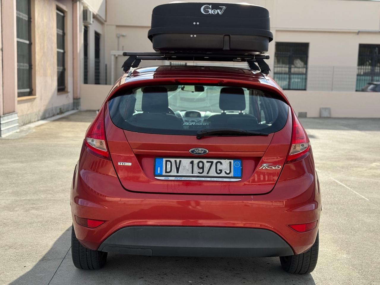 FORD FIESTA 1.4 TDCI 5 PORTE GARANZIA 12 MESI