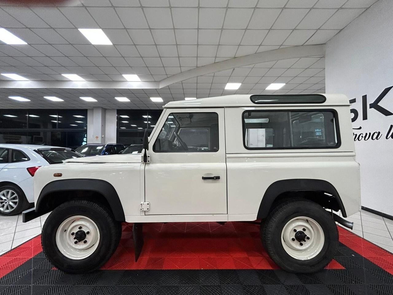 Land Rover Defender 90 2.5 Td5