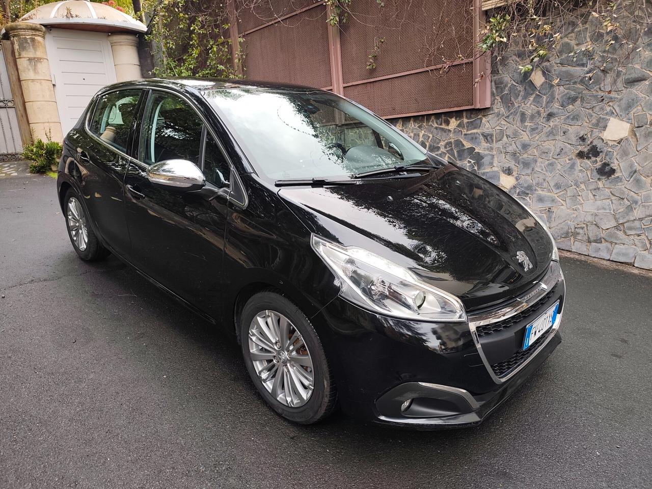 Peugeot 208 BlueHDi 100 CV Allure 2019