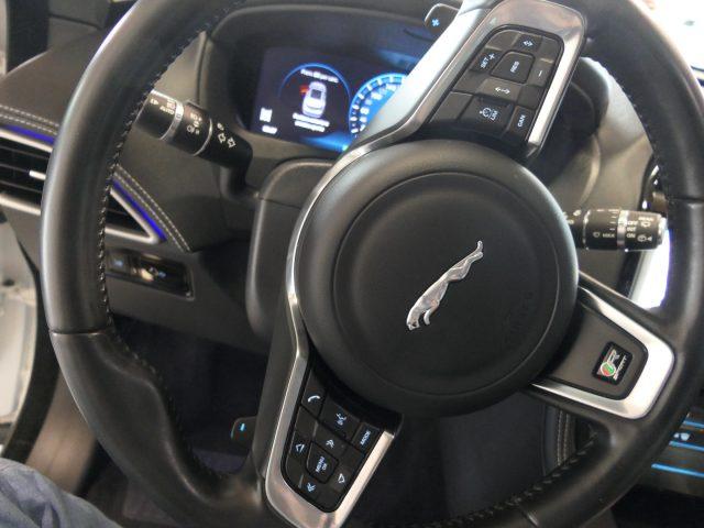 JAGUAR F-Pace 3.0 D V6 300 CV AWD aut. R-Sport