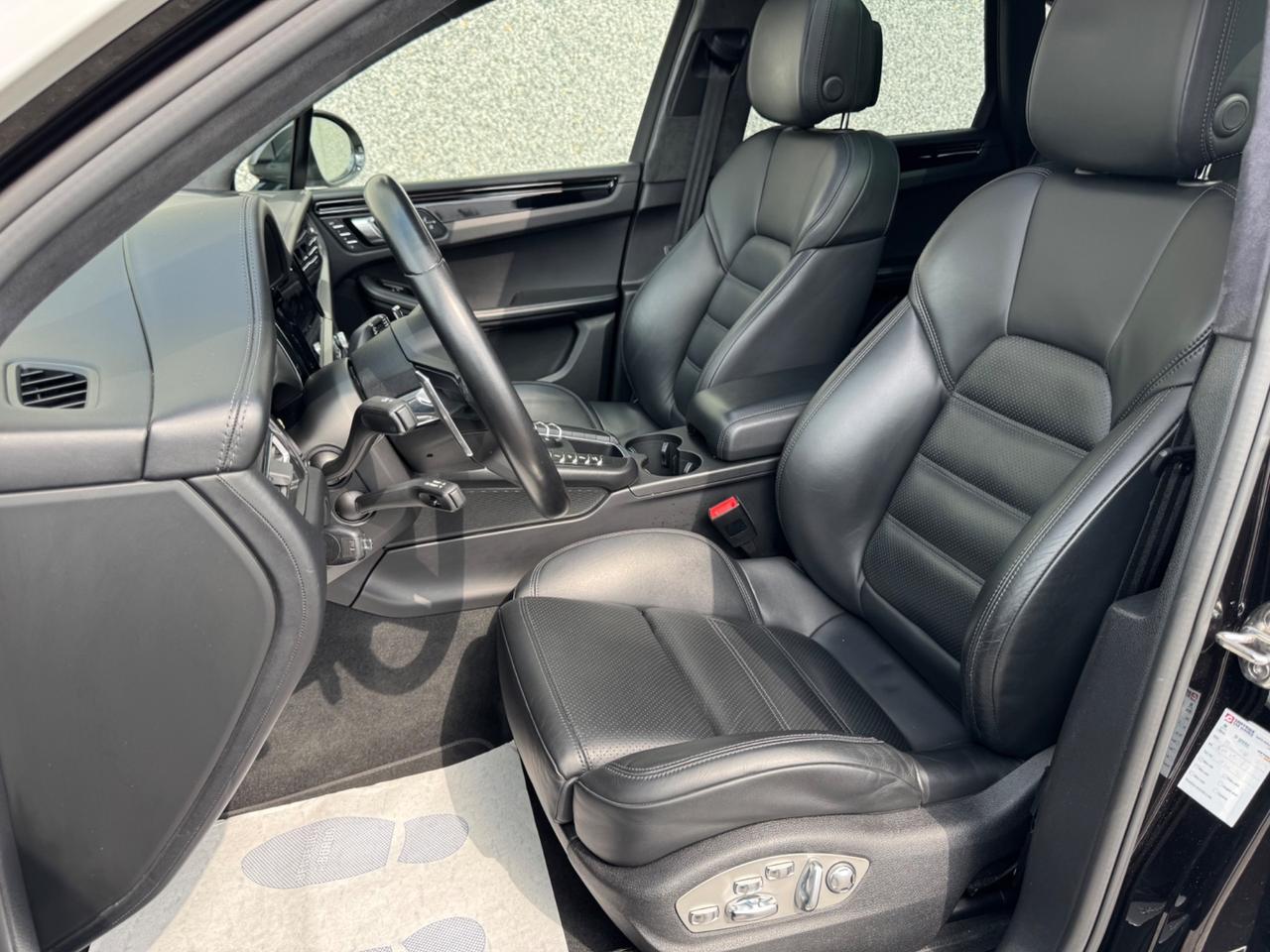 Porsche Macan TURBO 2.9 V6 441cv PDK