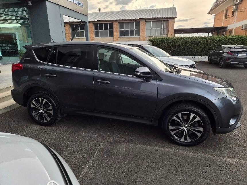 Toyota RAV 4 RAV4 2.0 D-4D 2WD Style