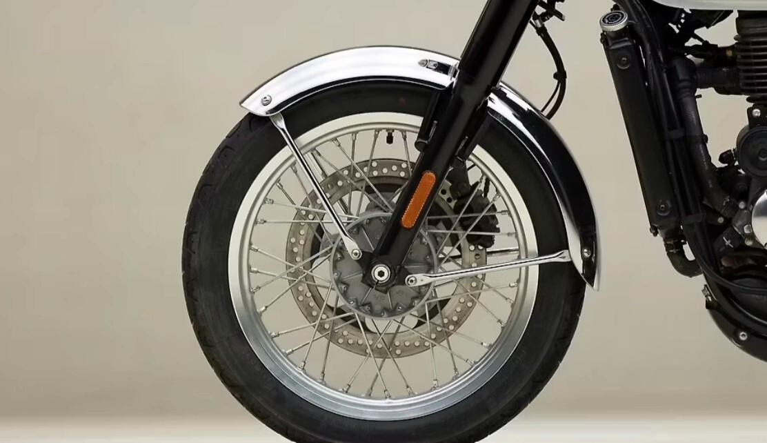 BSA GOLD STAR 650 NUOVA – DA € 6.590 – DIVERSI ALLESTIMENTI