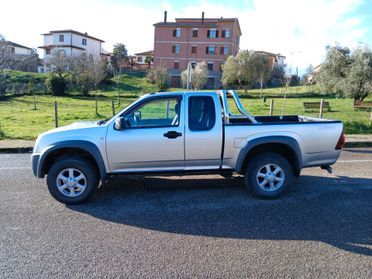 Isuzu D-Max 2.5 TD cat Space Cab 4WD Pick-up LS