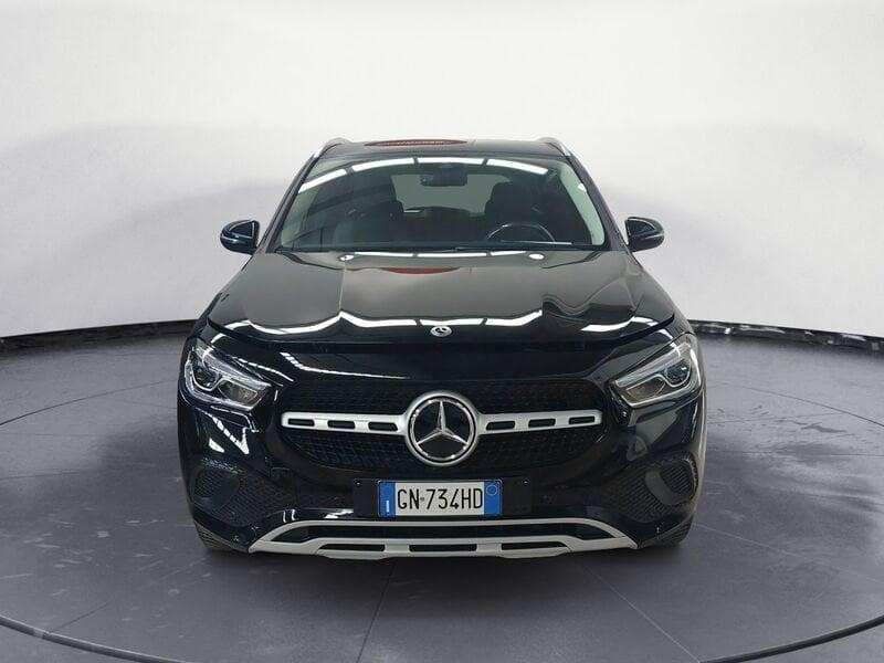Mercedes-Benz GLA (H247) 180 d Automatic Business