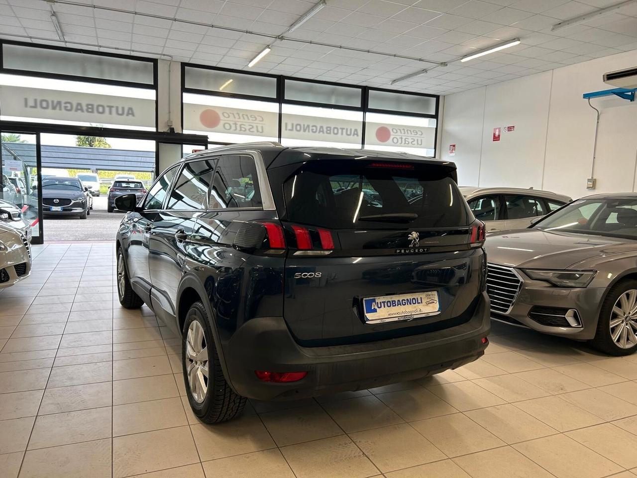 Peugeot 5008 BUSINESS BlueHDi 130 EAT8 7 posti