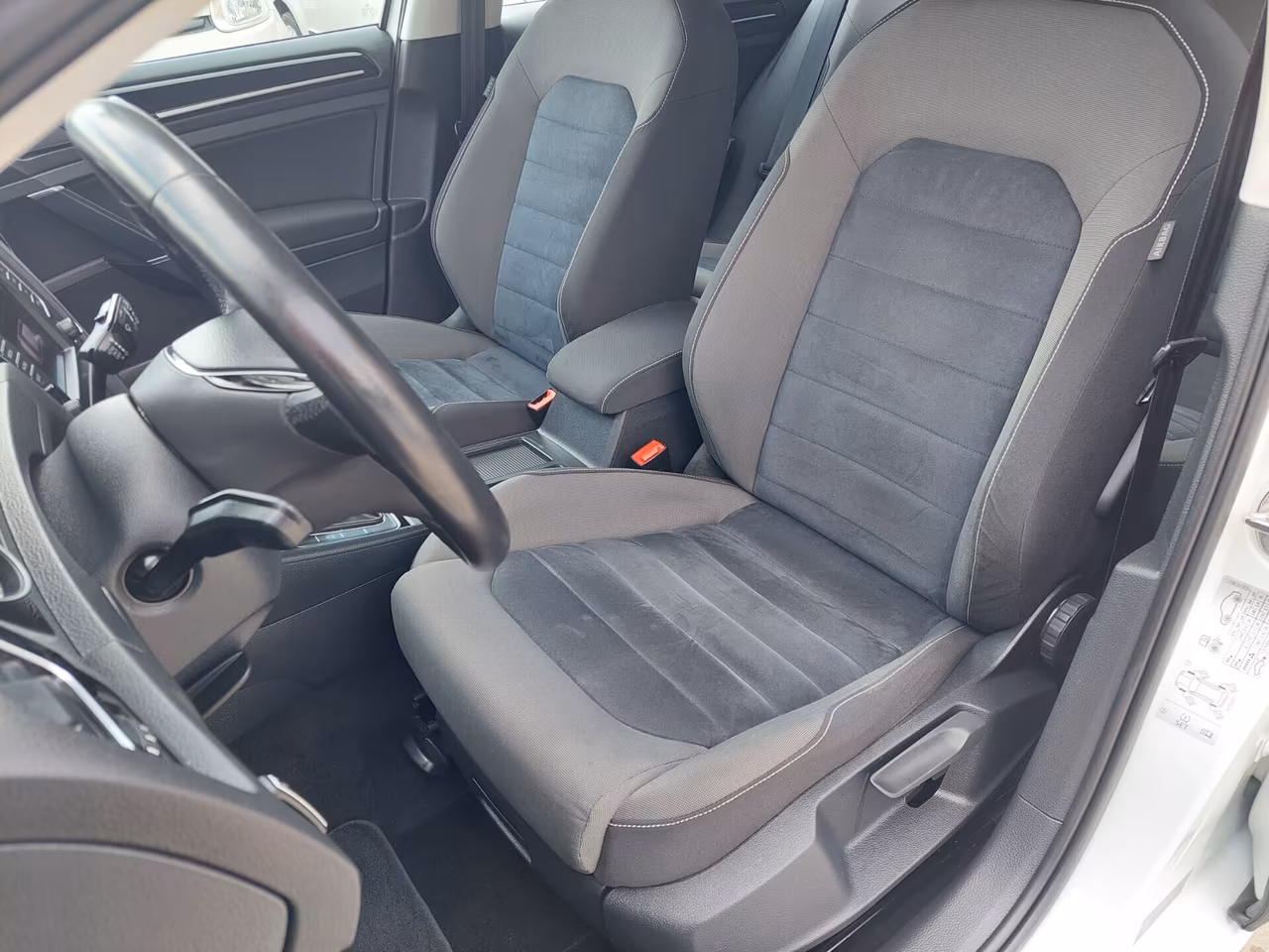 Volkswagen Golf 1.6 TDI 110 CV 5p. Highline BlueMotion Technology