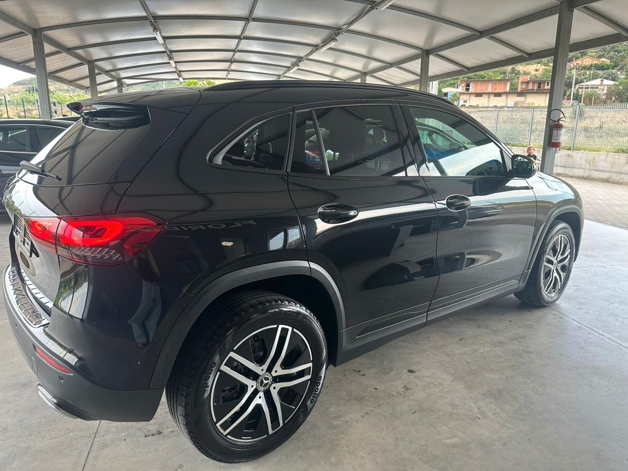 MERCEDES GLA 200D 150CV SPORT PLUS NIGHT EDITION