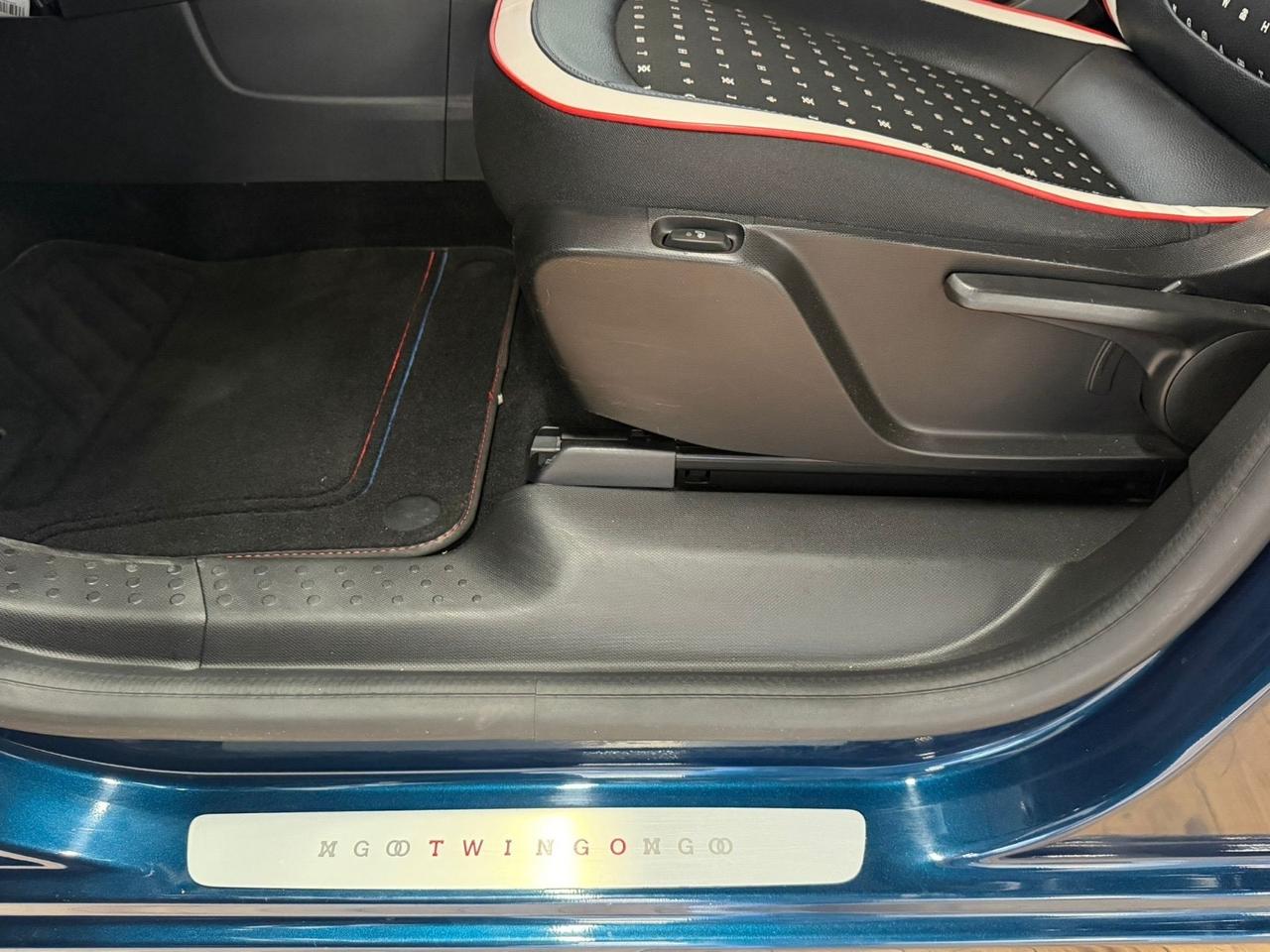 RENAULT TWINGO 73CV SIGNATURE ALL. UNICA
