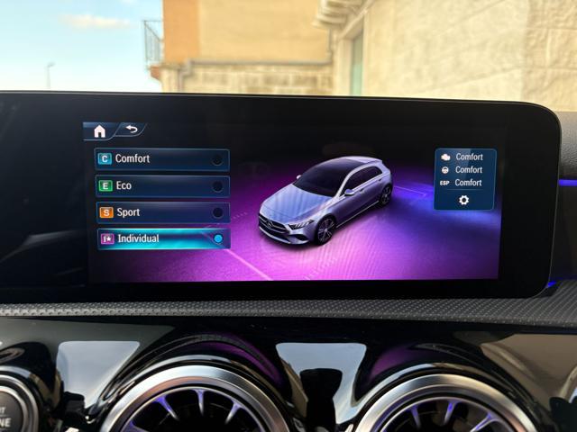 MERCEDES-BENZ A 180 d Automatic AMG Line Premium Plus TETTO PACK NIGHT