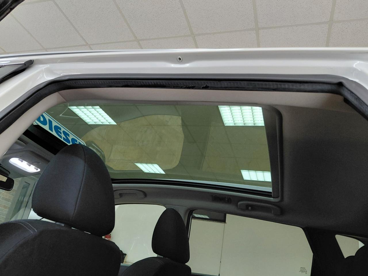 Nissan Qashqai 1.5 dCi N-Connecta soli 95000 km