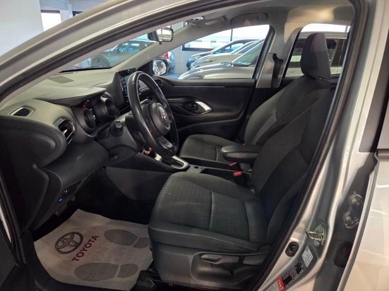 Toyota Yaris 4ª serie 1.5 Hybrid 5 porte Trend