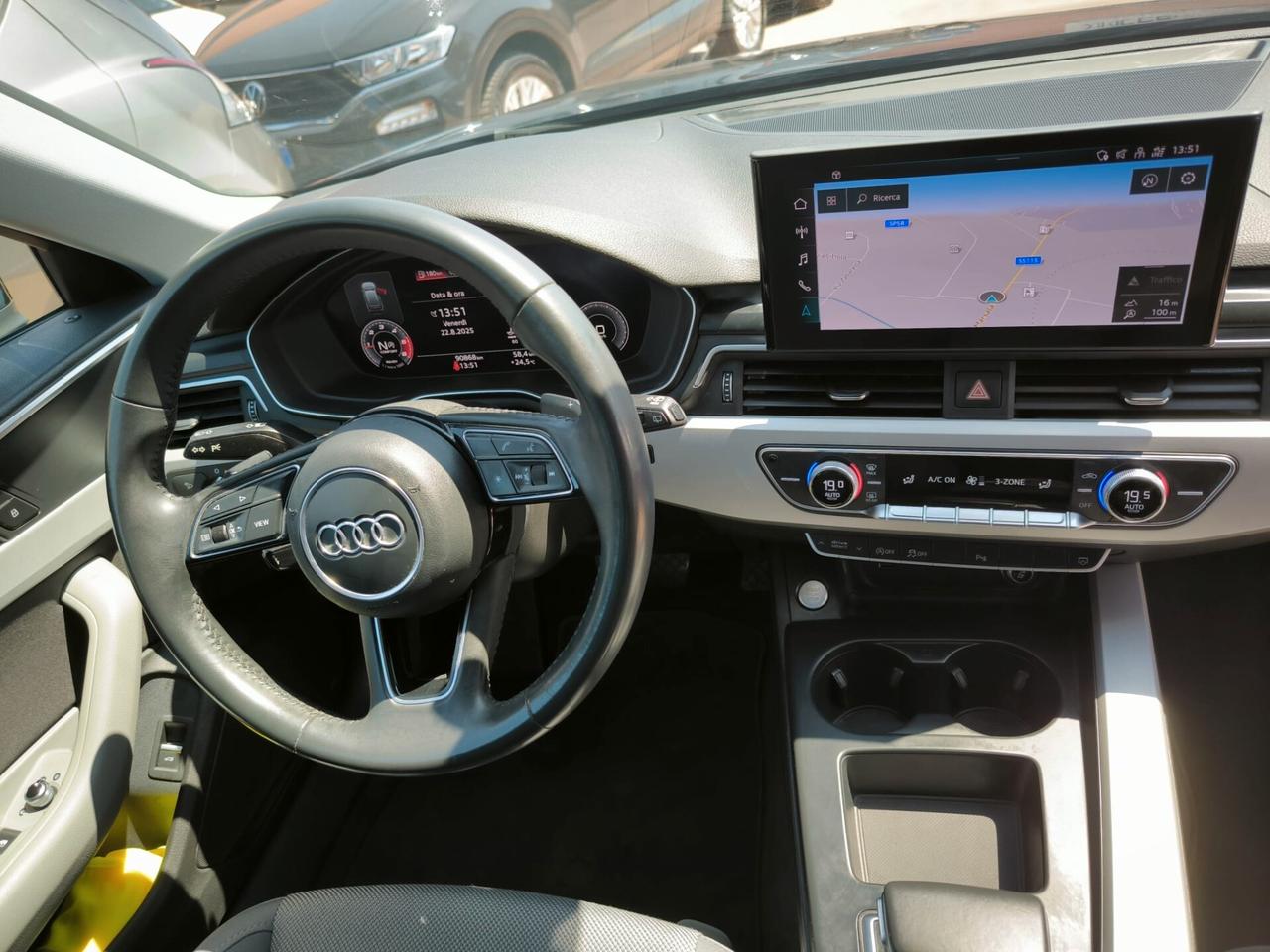 Audi A4 Avant 30 TDI/136 CV S tronic Business Advanced