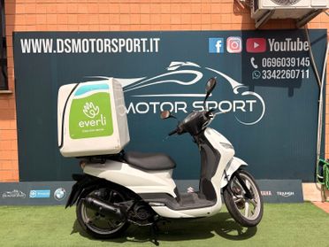 Peugeot Tweet 125 IDEALE PER LE CONSEGNE