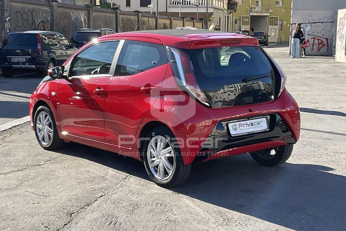 TOYOTA Aygo 1.0 VVT-i 69 CV 5 porte x-wave