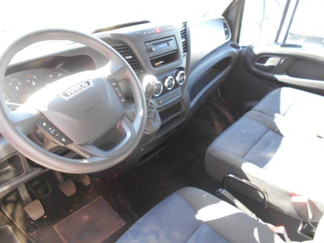 IVECO DAILY CABINATO
