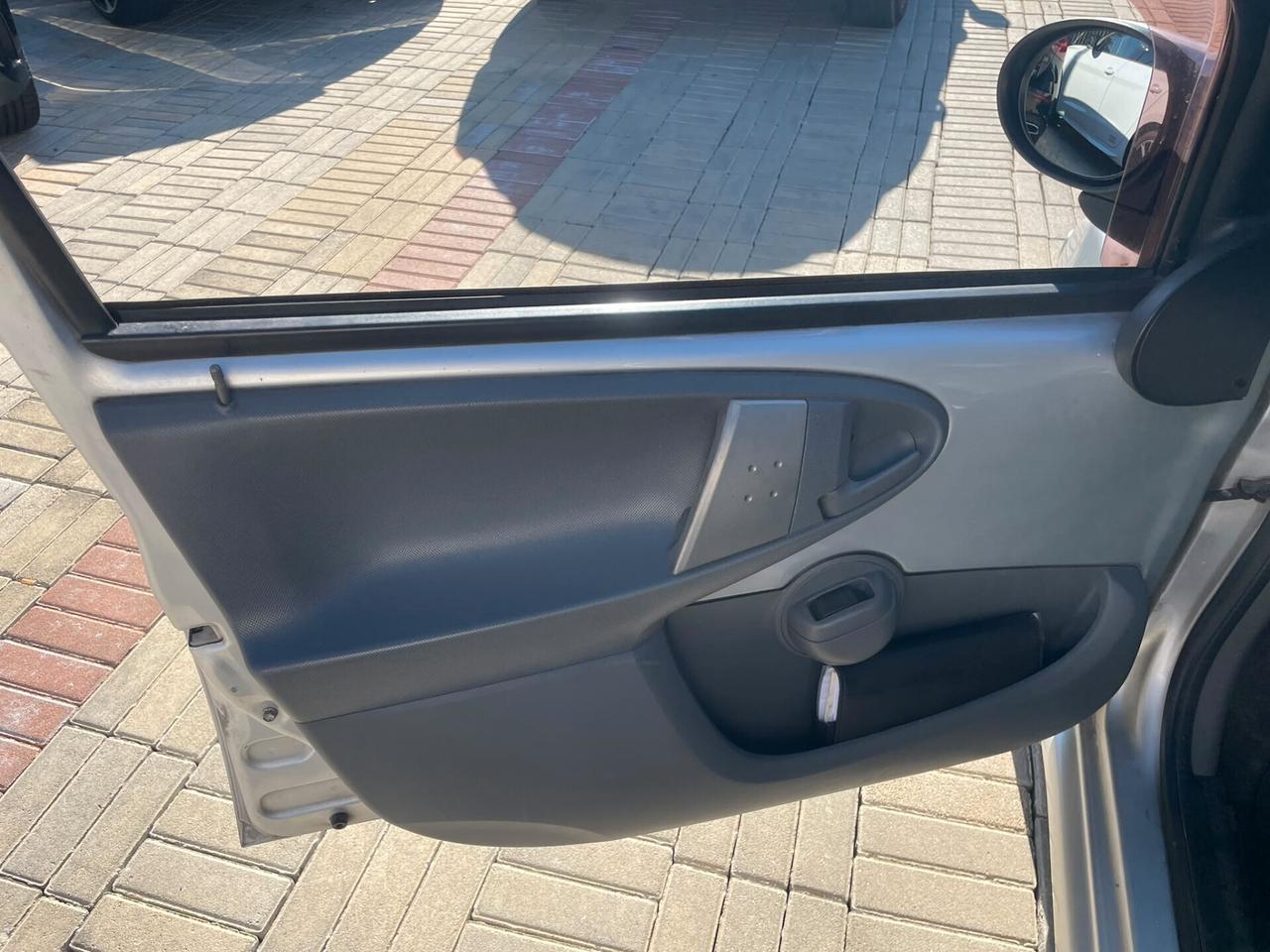 Toyota Aygo 1.0 12V VVT-i 5 porte