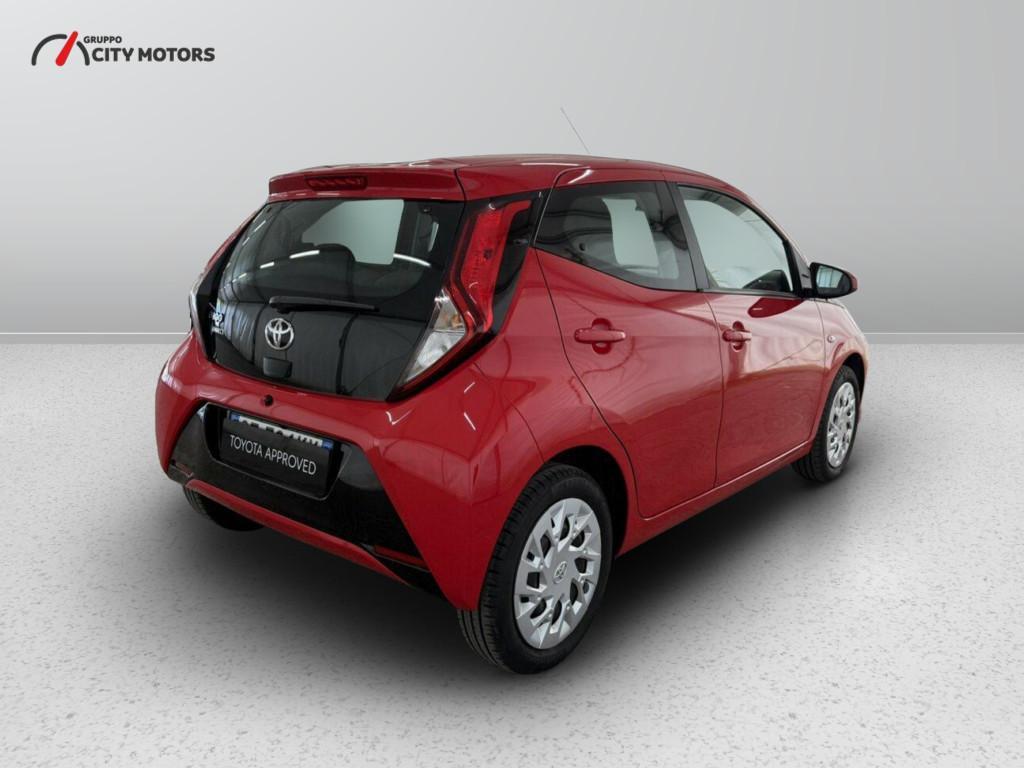 Toyota Aygo 5 Porte 1.0 VVT-i x-play
