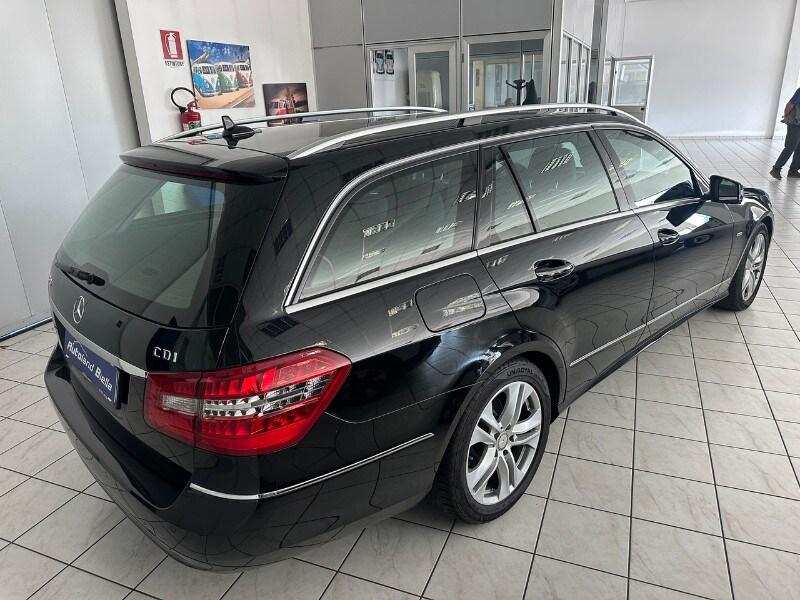 MERCEDES Classe E (W/S212) E 250 CDI S.W. Blu...