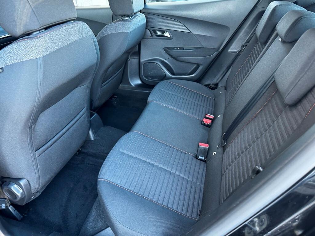 Peugeot 2008 1.2 Benzina Active Pack S&s 130cv Eat8