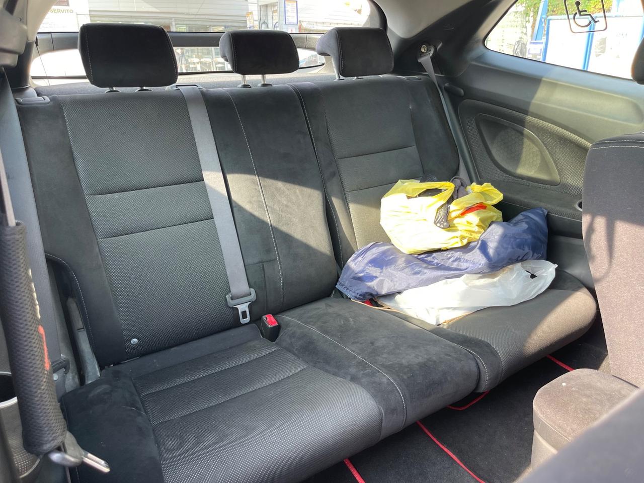 Honda Civic 1.8 i-VTEC 3p. Type S