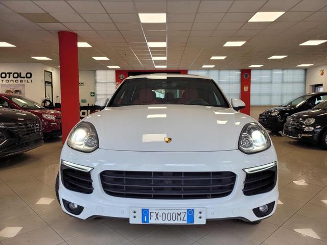 PORSCHE Cayenne 3.0 Diesel Platinum Edition PROMO CAR SERENITY