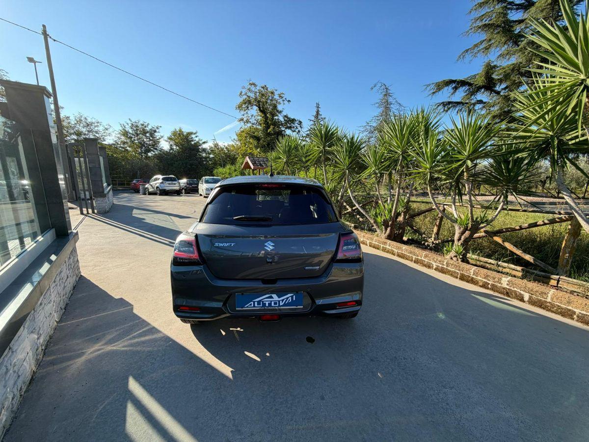 SUZUKI - Swift - 1.2 Hybrid CVT Top
