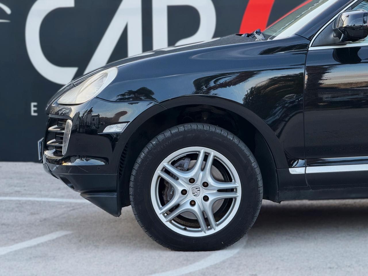 Porsche Cayenne 3.0 V6 Diesel 239CV PELLE CAM NAV