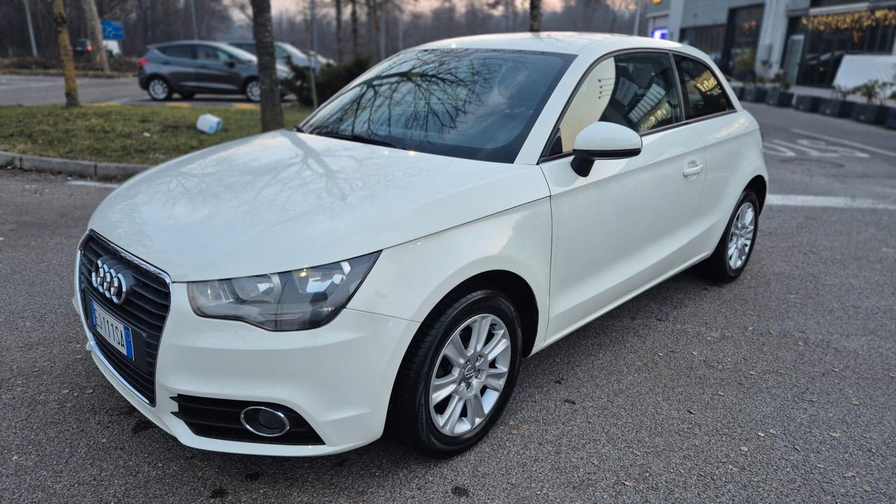 Audi A1 1.2 TFSI Ambition *NEOPATENTATI*