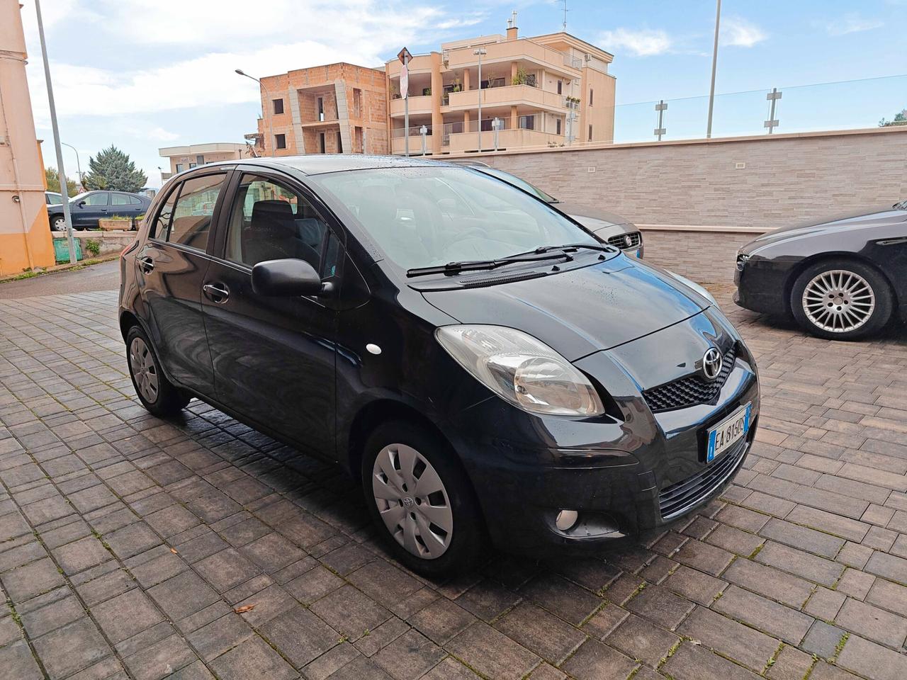 Toyota Yaris 1.3 5 porte Sol