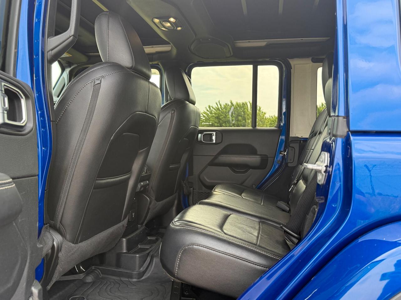 Jeep Wrangler Unlimited 2.2 Mjt II Sahara "STRAFULL-65000KM"