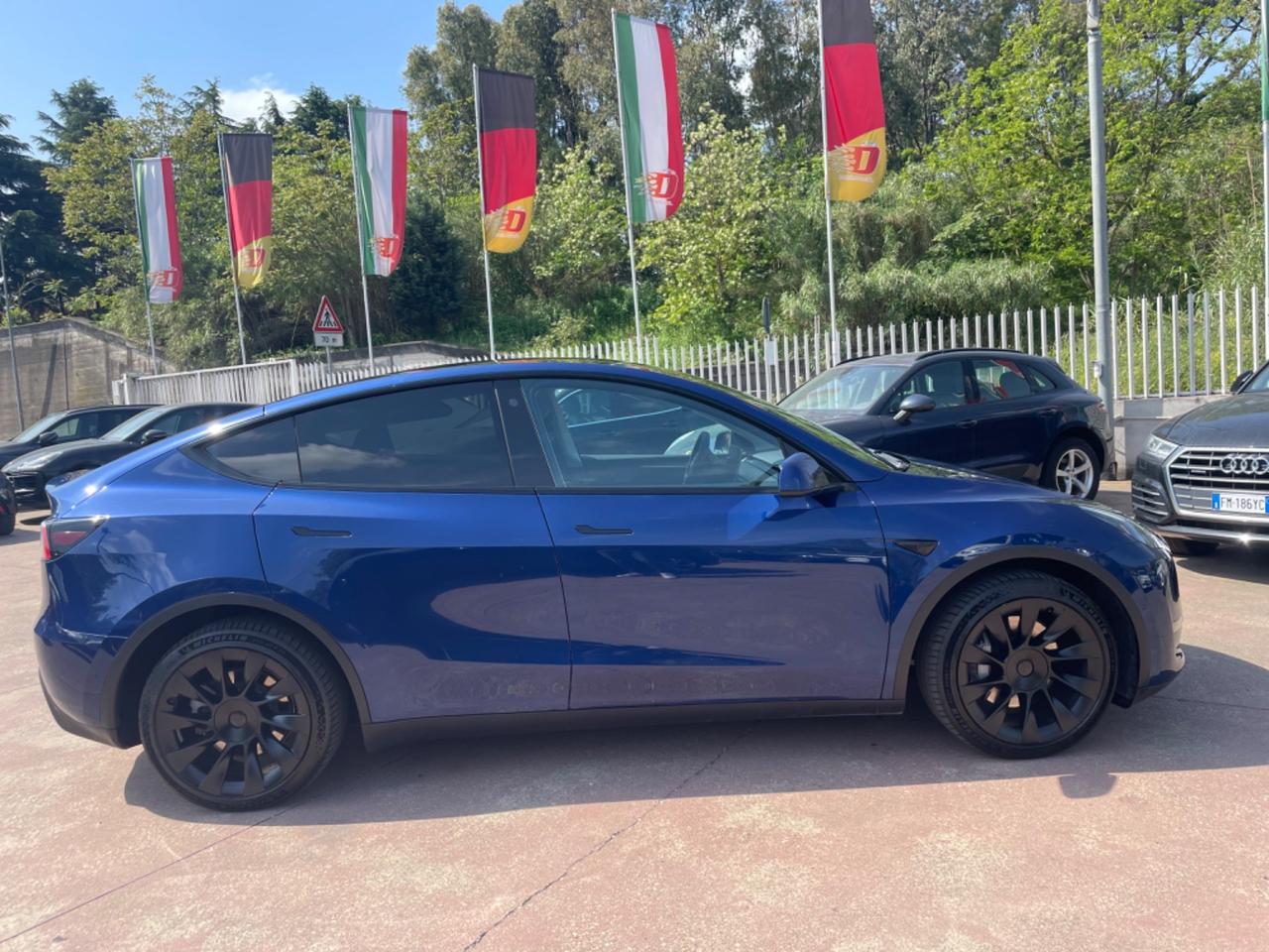 Tesla Model Y Model Y Long Range AWD