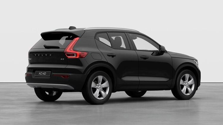 VOLVO XC40 CORE B3 AUTO PREZZO PROMO FINO AL 31/12/2025