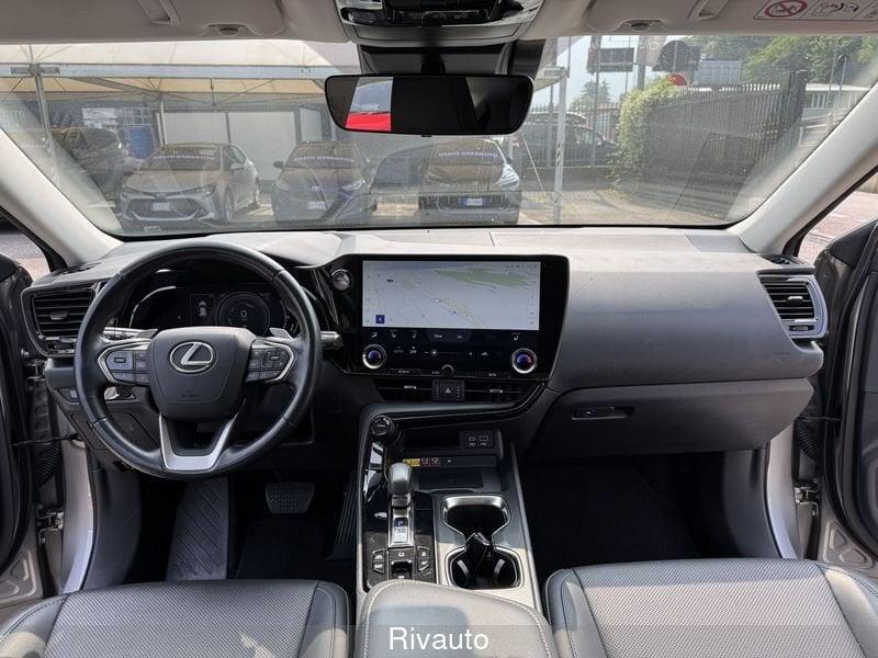 Lexus NX Plug-in 4WD Premium