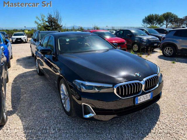 BMW 520 Serie 5 G30 2020 Berlina 520d mhev 48V Luxury auto