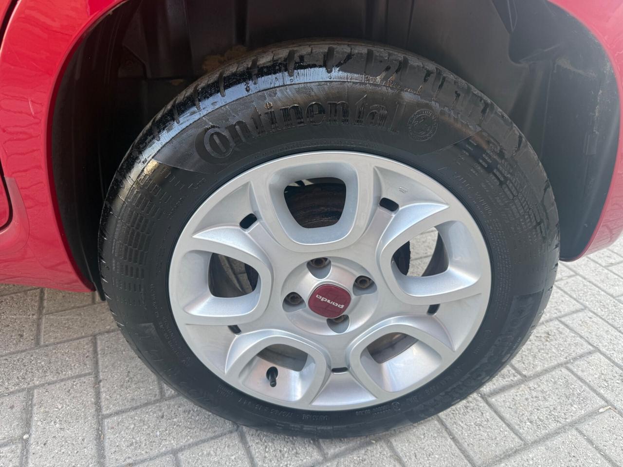 Fiat Panda 0.9 TwinAir Turbo Natural Power Lounge
