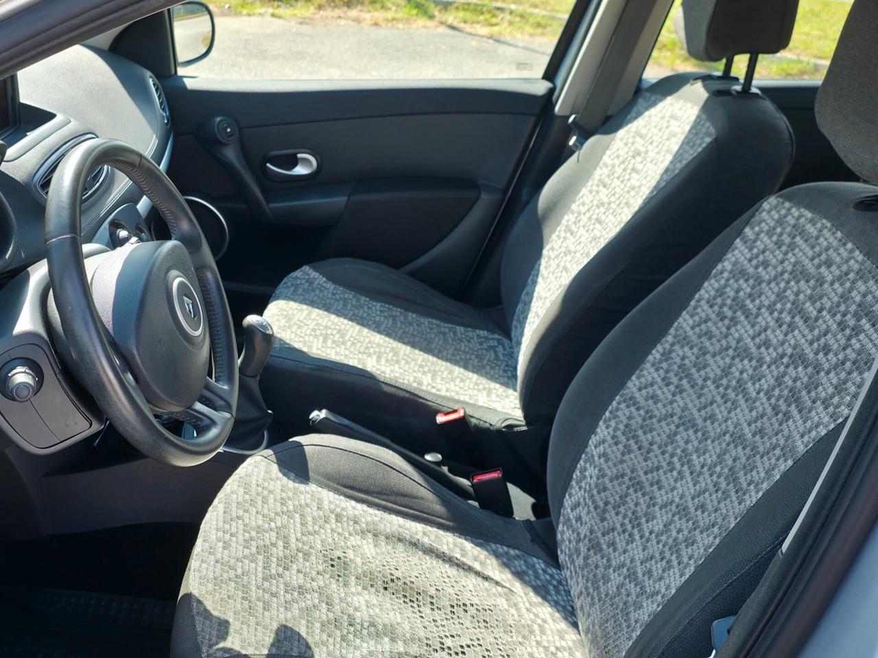 Renault Clio 1.2 benzina 2010 5 porte Luxe